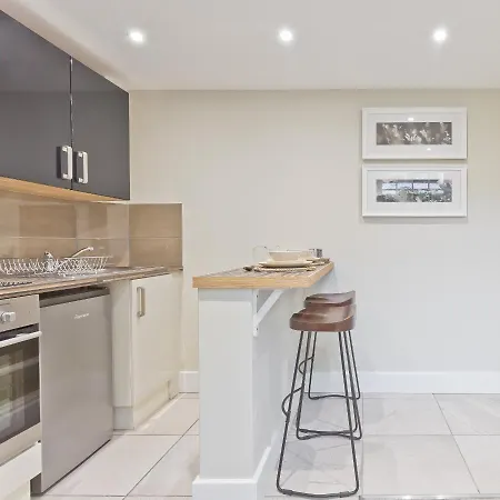 Sandgate Chapel - Self Check In פנרית'