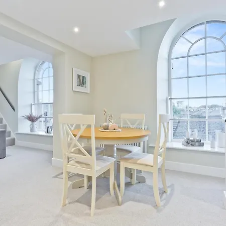 Sandgate Chapel - Self Check In Appartamento *