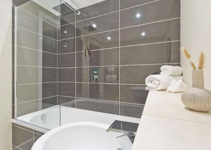 Sandgate Chapel - Self Check In *